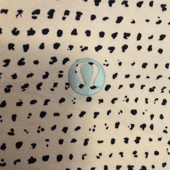 Lululemon Light Pink Hooded Women's Jacket with hidden hood. - Picture 3 of 5